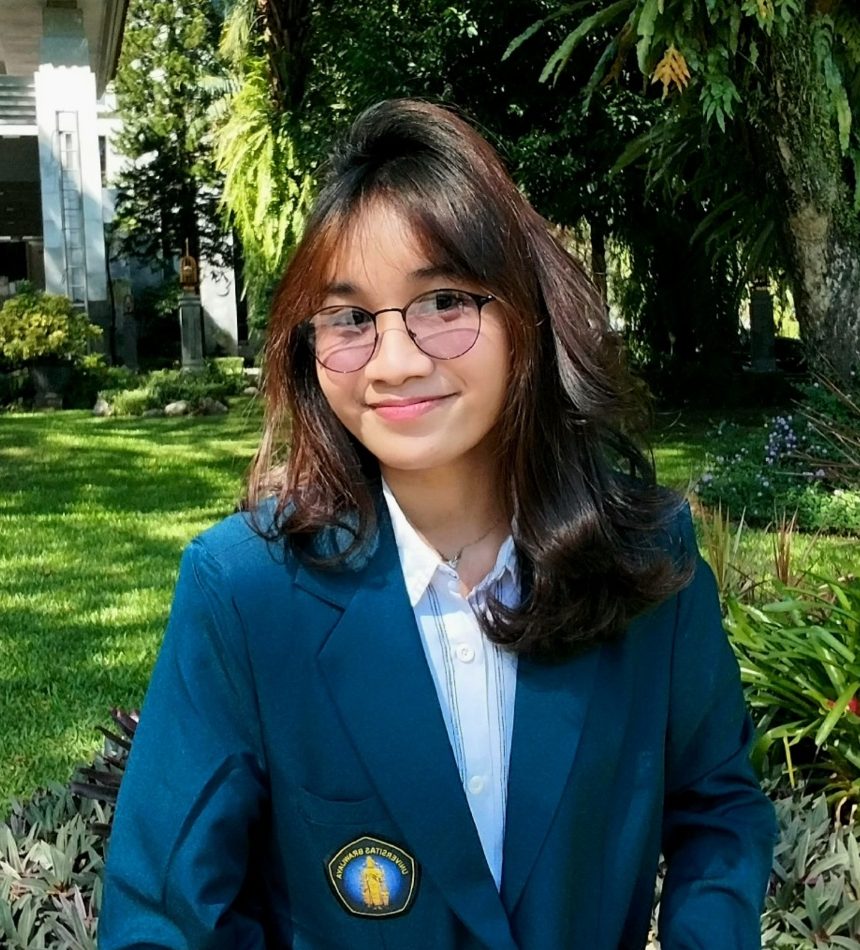 Abelia Ariandra (Ilmu Politik - Universitas Brawijaya)