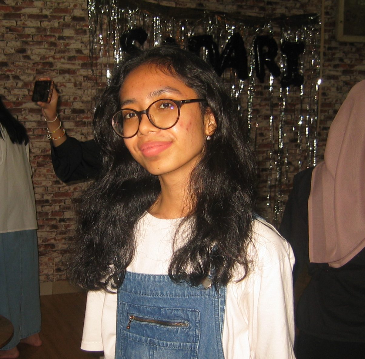 Sharen Eunike (Hubungan Internasional - UPN Veteran Jakarta)