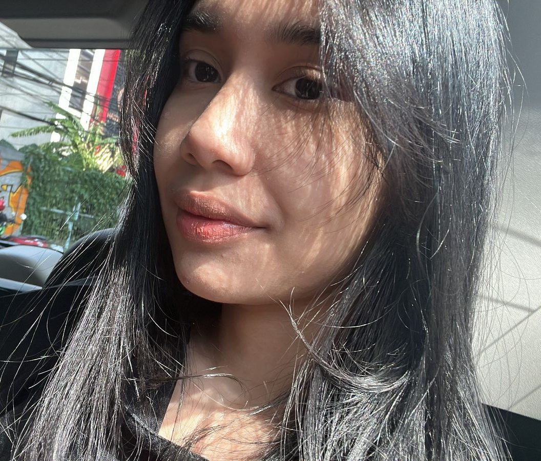 Azizah Hanoum (Manajemen Bisnis Pariwisata - Universitas Indonesia)